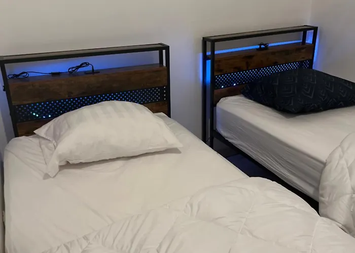 Вилла Super Maison 5 Pieces Avec Jardin Динь-ле-Бен