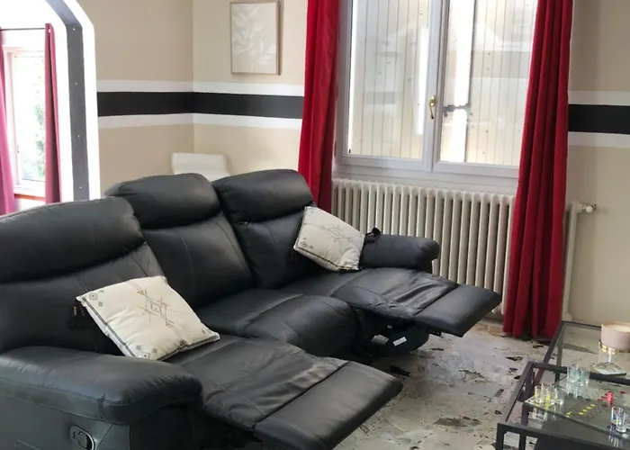 Super Maison 5 Pieces Avec Jardin * Динь-ле-Бен