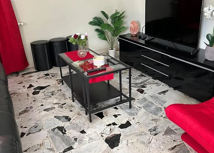 Super Maison 5 Pieces Avec Jardin Вилла *